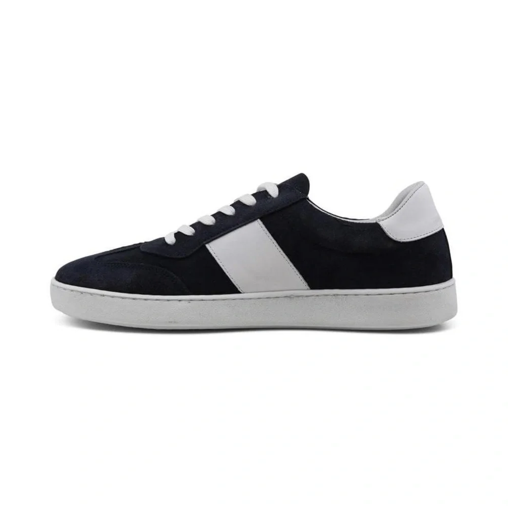 Junk De Luxe Black Lace-Up Low Top Sneakers Size USA 10 UK 9.5